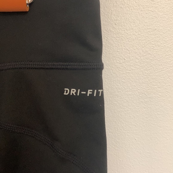 Nike DRI-FIT Tights - Picture 4 of 8